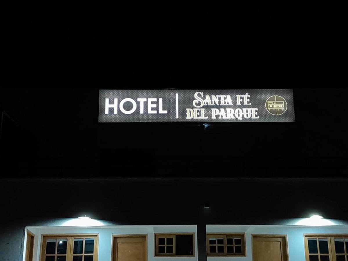 Hotel Santa Fe Del Parque Santa Fe de Antioquia Exterior photo